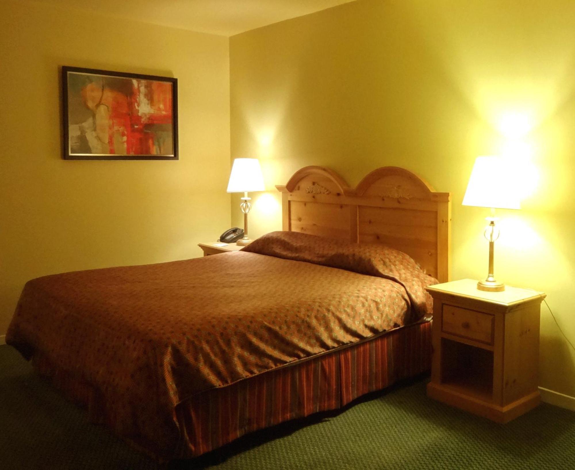 Hotel Alila Saint-Sauveur-des-Monts Rum bild